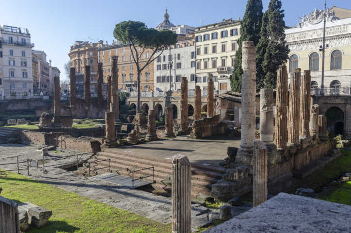 180 - Italia - Roma - plaza de Largo di Torre Argentina - Area Sacra